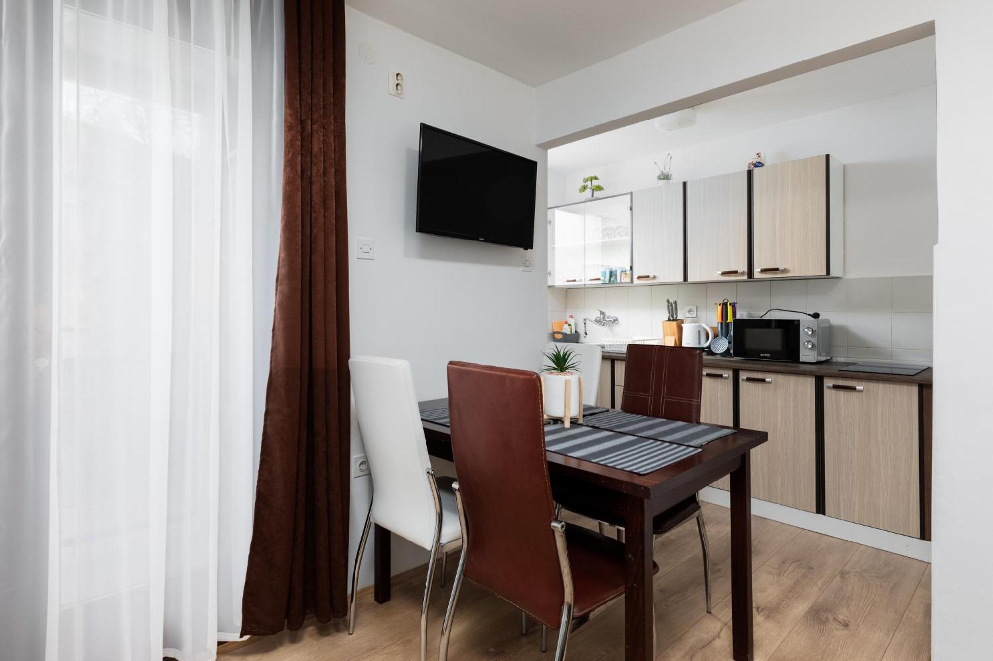 Apartmant Borna سلوني المظهر الخارجي الصورة